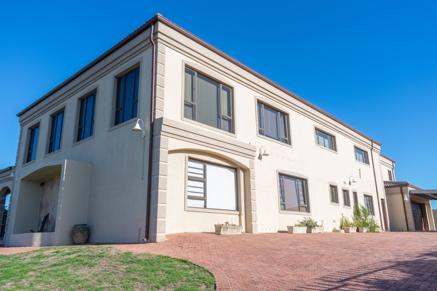 7 Bedroom Property for Sale in Ferreira Town Eastern Cape